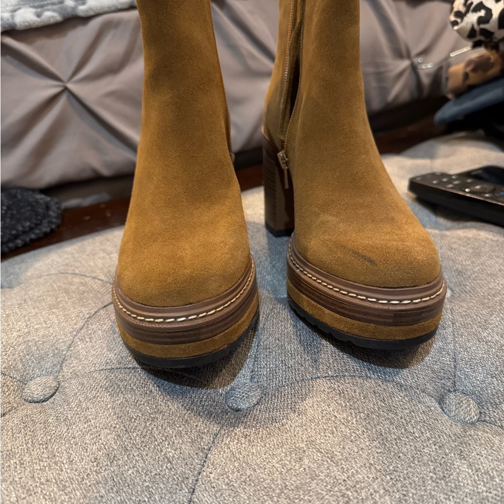 Steve Madden Tan Heeled Boots with Platform Sole